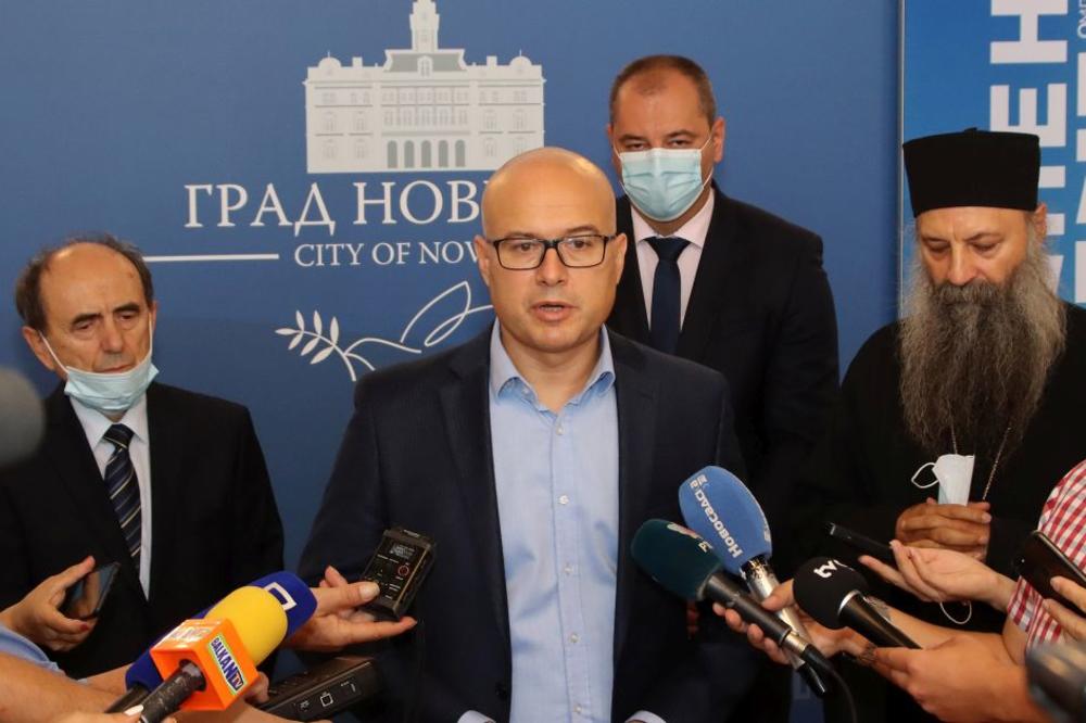 DRUGARSKI APEL VUČEVIĆA NOVOSAĐANIMA: Znam da smo svi željni druženja, ali prinuđeni smo da ograničimo javni život!