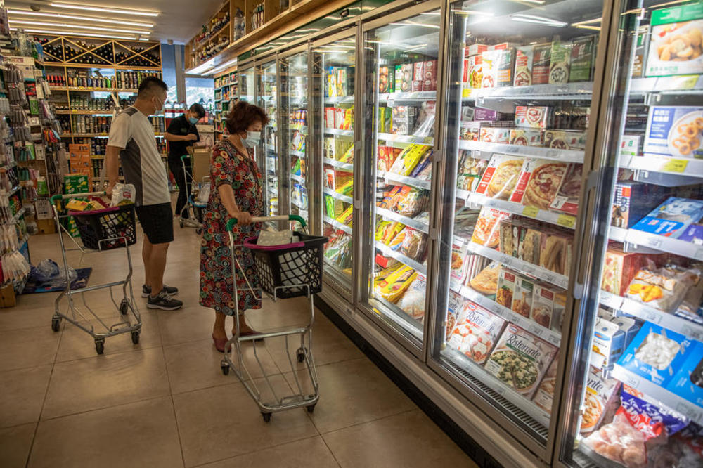 PRAZNI RAFOVI U AUSTRIJI: Može doći do lokalnih problema sa ISPORUKAMA - i to gotovo SVIH ARTIKALA?