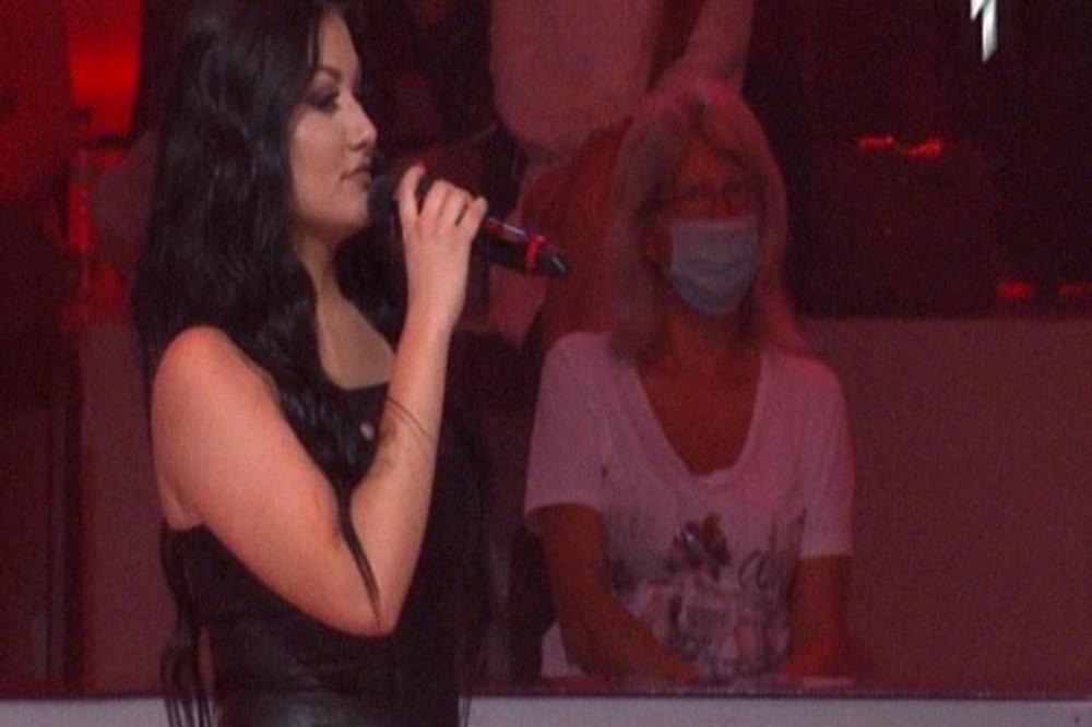 NEVIĐENO PONIŽAVANJE TAKMIČARKE U ZVEZDAMA GRANDA: Ne mogu da glasam za tebe, izgledaš kao KAFANSKA PEVALJKA!(FOTO)