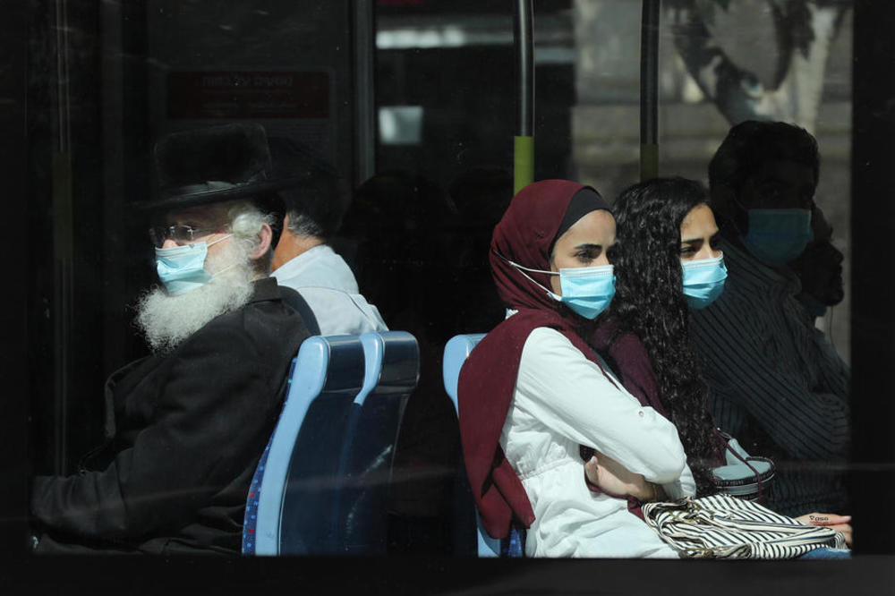 KORONA U IRANU SE NE PREDAJE: Iran prijavio rekordne 20.954 nove infekcije korona virusom