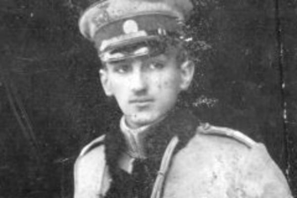 OVAJ PRINC JE NAJMISTERIOZNIJI LIK KRALJEVSKE PORODICE KARAĐORĐEVIĆ: Jedini OSTAO da živi u TITOVOJ JUGOSLAVIJI!