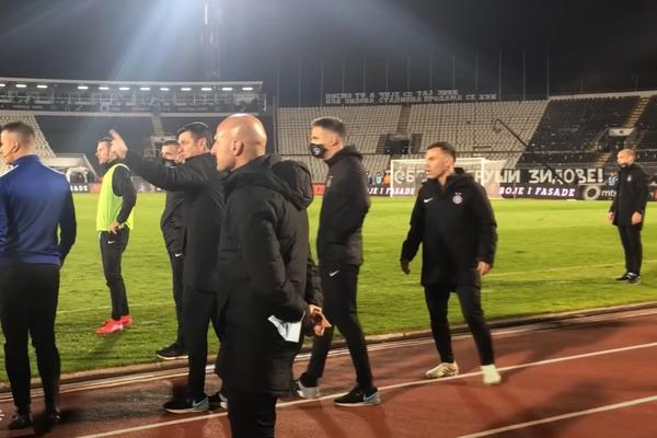 NATHO KAKVOG NIKAD NISTE VIDELI, OPSOVAO IM JE SVE PO SPISKU: Ovaj snimak nije smeo da bude prikazan na TV! (VIDEO)