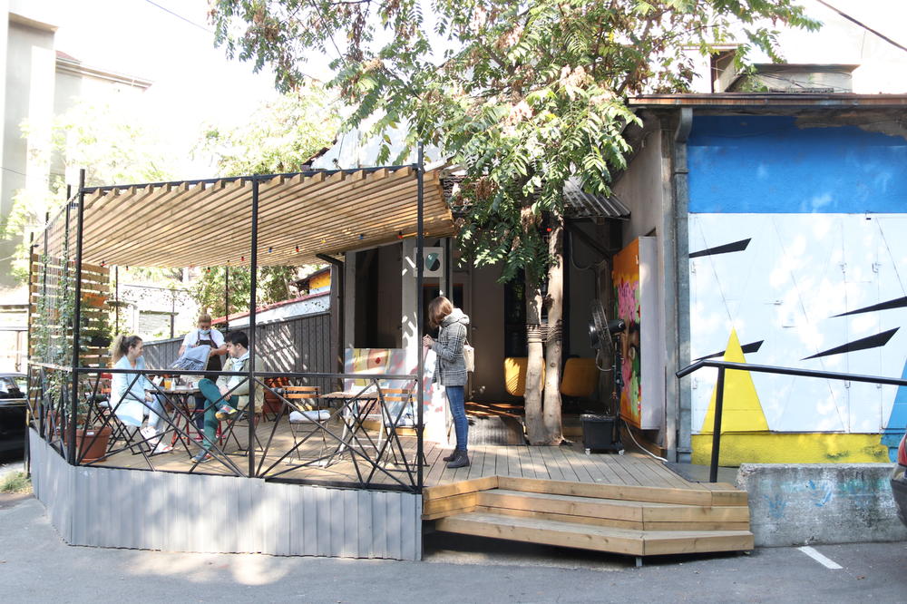 JUTROS U 6 SATI PRESTALE DA VAŽE MERE! A sada svi PAMET U GLAVU, ne širimo koronu