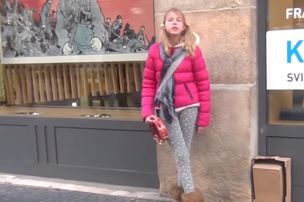 UČESNICA ZADRUGE VARALA LJUDE NA ULICI! Na konto tužne priče, "prosila" novac od naroda? Sve je ISPLIVALO! (FOTO)