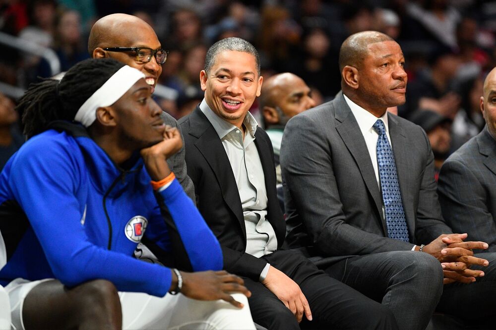 Tajron Lu, Dok Rivers