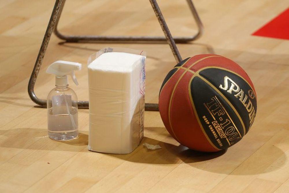 NEĆE SE NI KOŠARKA IGRATI: Korona pravi velike probleme i u Evroligi, odložena je utakmica u Francuskoj!