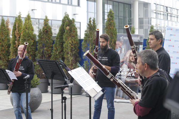 KVARTET FAGOTISTA FILHARMONIJE U MUZIČKOM DESANTU - Iznenadni koncert Beogradske filharmonije na Novom Beogradu