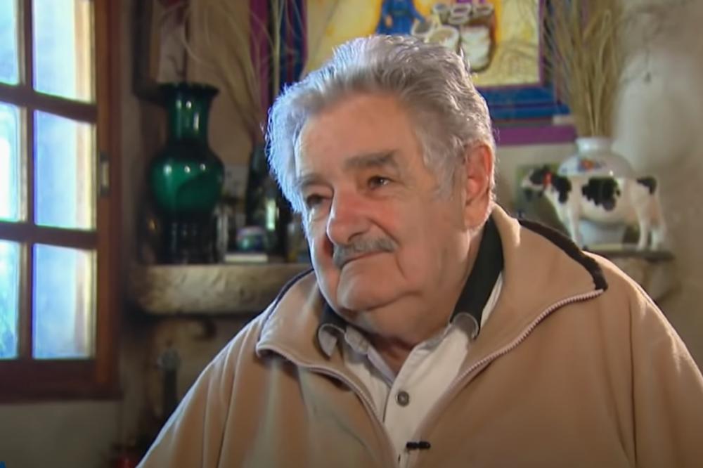 SAD JE DAO OSTAVKU! Pogledajte tužan govor urugvajskog predsednika!