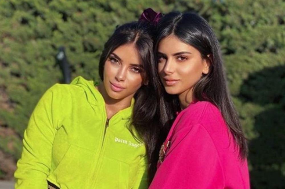 KO JE OVDE MAMA, A KO JE ĆERKA?! Zbog Fabregasove žene i pastorke izgoreo Instagram! Kao da su bliznakinje! (FOTO)