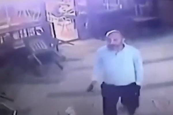 OVO JE NAJSMEŠNIJA STVAR KOJU ĆETE DANAS VIDETI! Da li je realno šta mu se dogodilo (VIDEO)