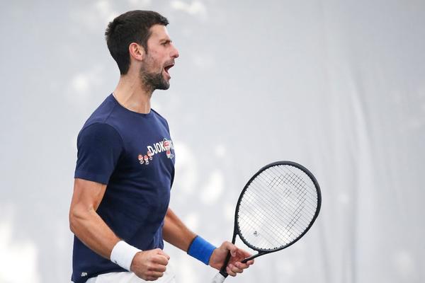 ĐOKOVIĆU MNOGO NEDOSTAJU: Novak emotivan posle meča, poručio im da ih mnogo voli!