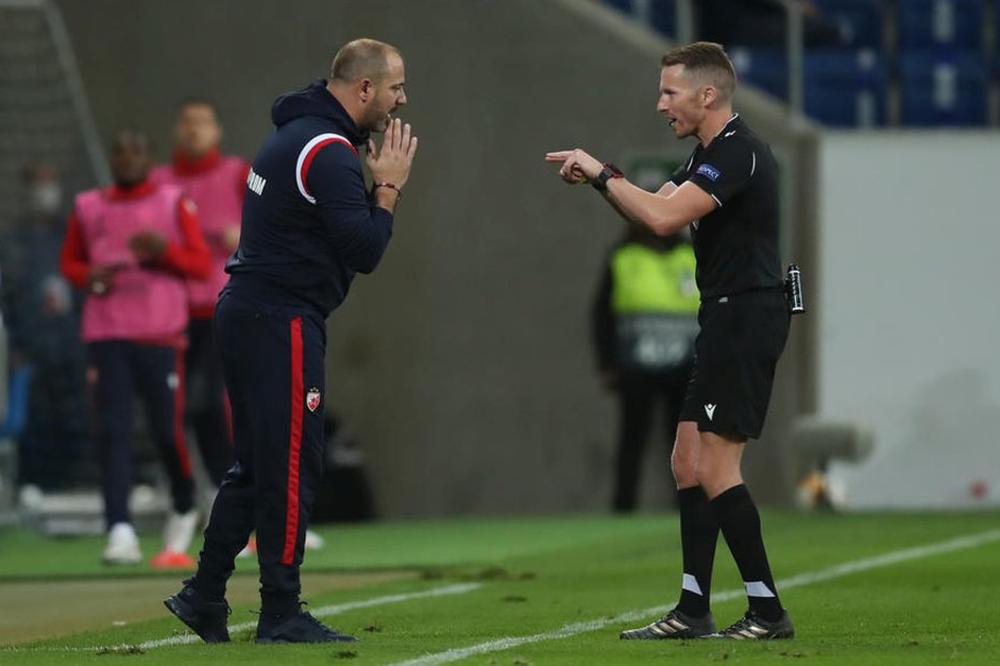 STANKOVIĆ KAŽE DA NIJE, A NEMCI TVRDE DA JESTE PSOVAO SUDIJU: Čak su naveli šta je tačno rekao, pa je dobio crveni!