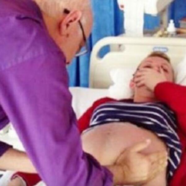 DOKTOR 10 MINUTA SILOVAO TRUDNICU DOK SU JOJ RADILI CARSKI REZ! Kamera snimila GNUSNI ZLOČIN