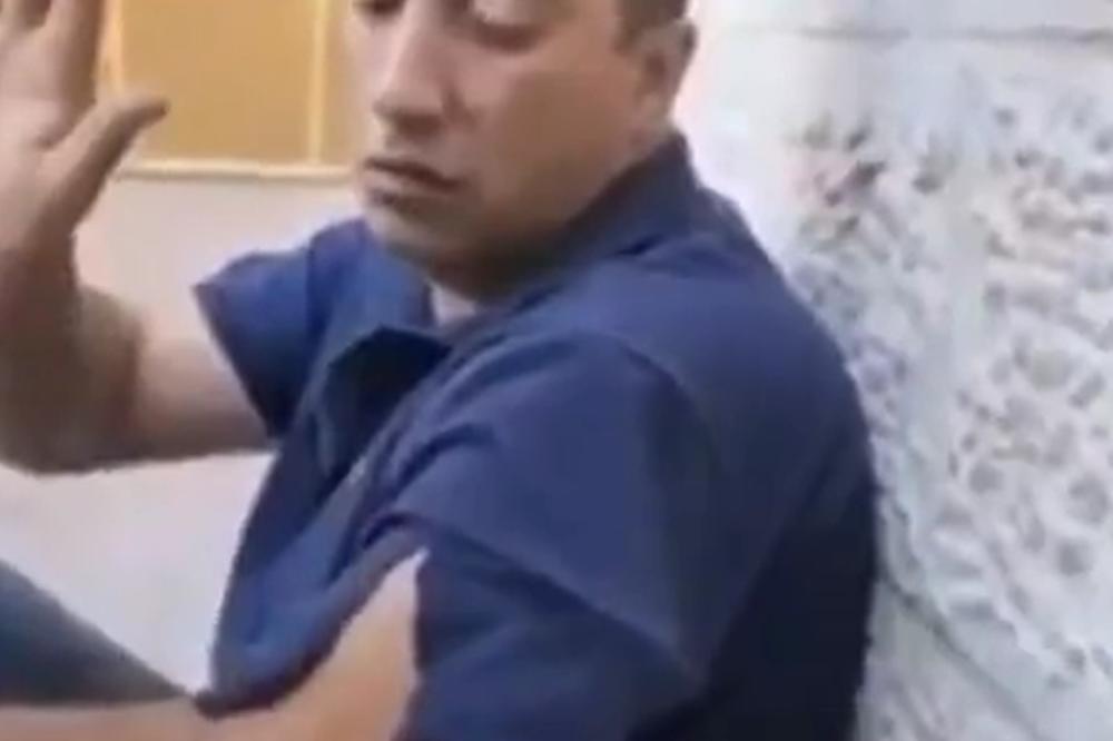 MLADIĆU SE ZMIJA OTROVNICA ZAVUKLA ISPOD MIŠKE: Ostalo gledajte na svoju odgovornost (UZNEMIRUJUĆI VIDEO)