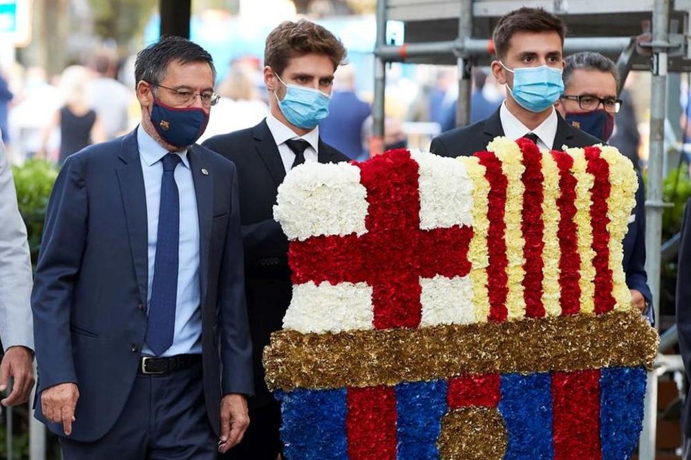 VANREDNO U BARSELONI: Zakazana hitna sednica! Bertomeu daje ostavku! Mesi i kompanija likuju!