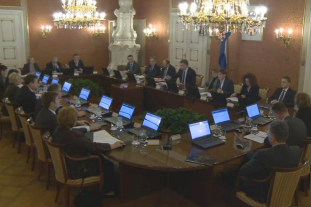 UDAR KORONE NA HRVATSKU VLADU: Koban sastanak sa zaraženom ministarkom, evo ko je sve testiran i koji su rezultati