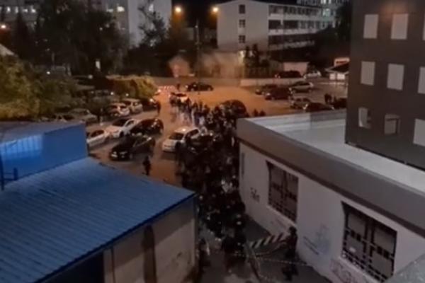 GROBARI OKUPIRALI NIŠ: Navijači Partizana izašli na ulice! (VIDEO)