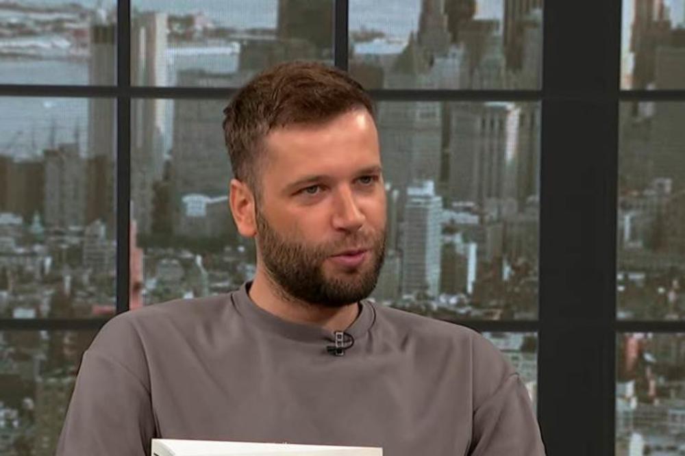 PEVAČ IZ MAGLA BENDA ZAVRŠIO KOD PSIHIJATRA: Žena nakon RAZVODA odmah našla dečka, a on je morao da uradi OVO!