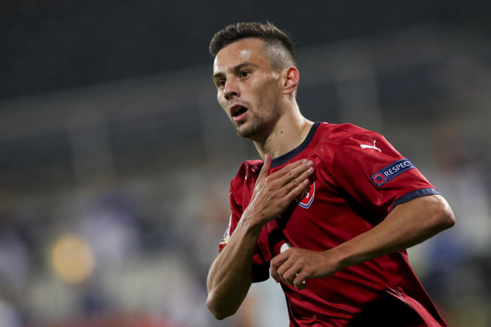 CRVENI ALARM U SLOVANU PRED POLAZAK ZA BEOGRAD: Ostali su bez najboljeg igrača! Čekaju se rezultati testa na koronu