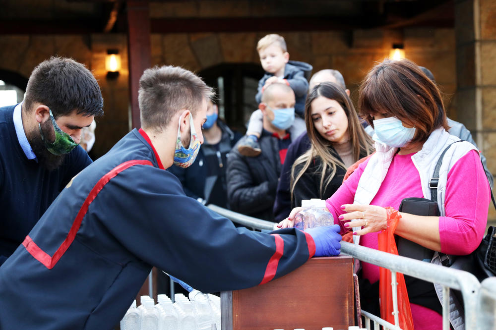 HOROR, 3 TALAS SE NE STIŠAVA UOPŠTE: Ova zemlja NEĆE IZDRŽATI KORONU, CIFRE SU PREVISOKE!