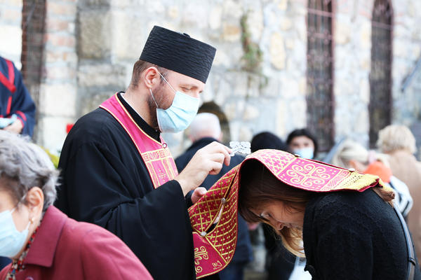 SPC I VERNICI SLAVE SVECA KOG SE I ĐAVO PLAŠI: Nikako ne otvarajte ove stvari!