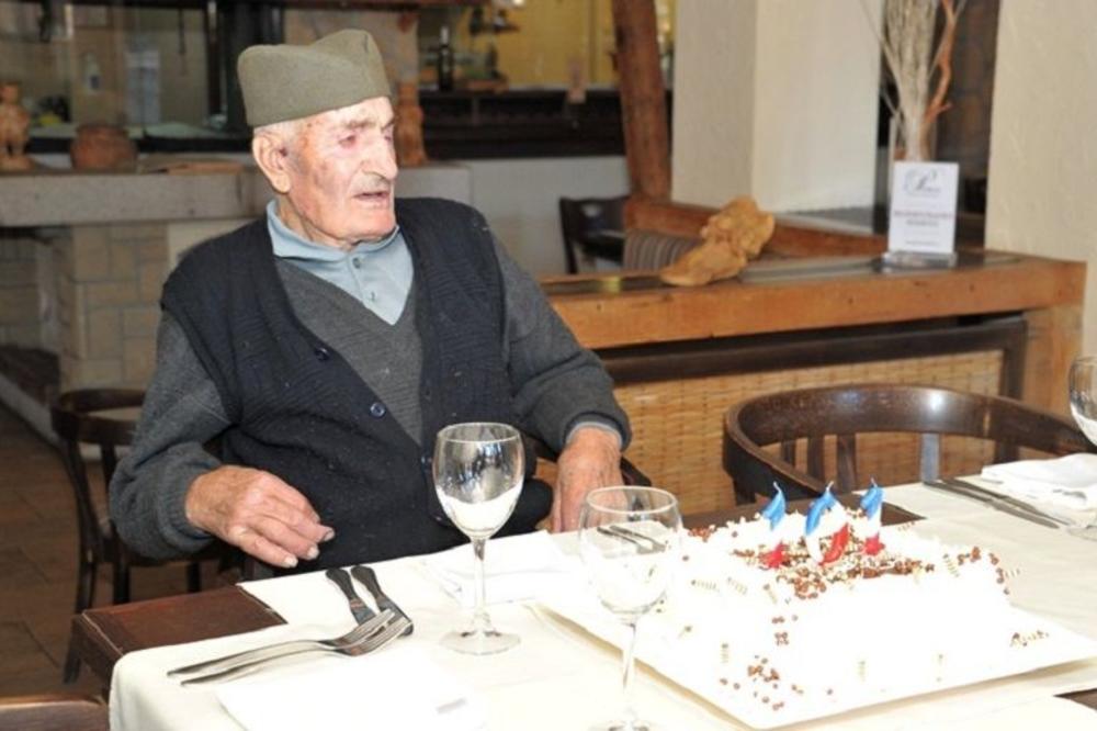 UMRO JE NAJSTARIJI ZLATIBORAC, IMAO JE 104. GODINE! Jednom je otkrio tajnu DUBOKE STAROSTI