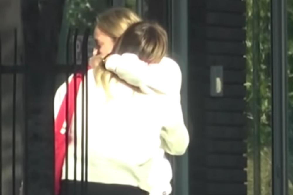 ANDREJ ATIJAS SNIMIO DIVAN MOMENAT IZMEĐU ANABELE I LUNE: Ne odvajaju se, a u prvom planu njen STOMAČIĆ!