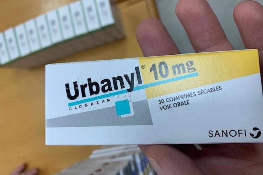 ALBANAC PROBAO DA PROŠVERCUJE GOMILU SEDATIVA, ALI... Ova fora nije imala šanse DA MU USPE (FOTO)