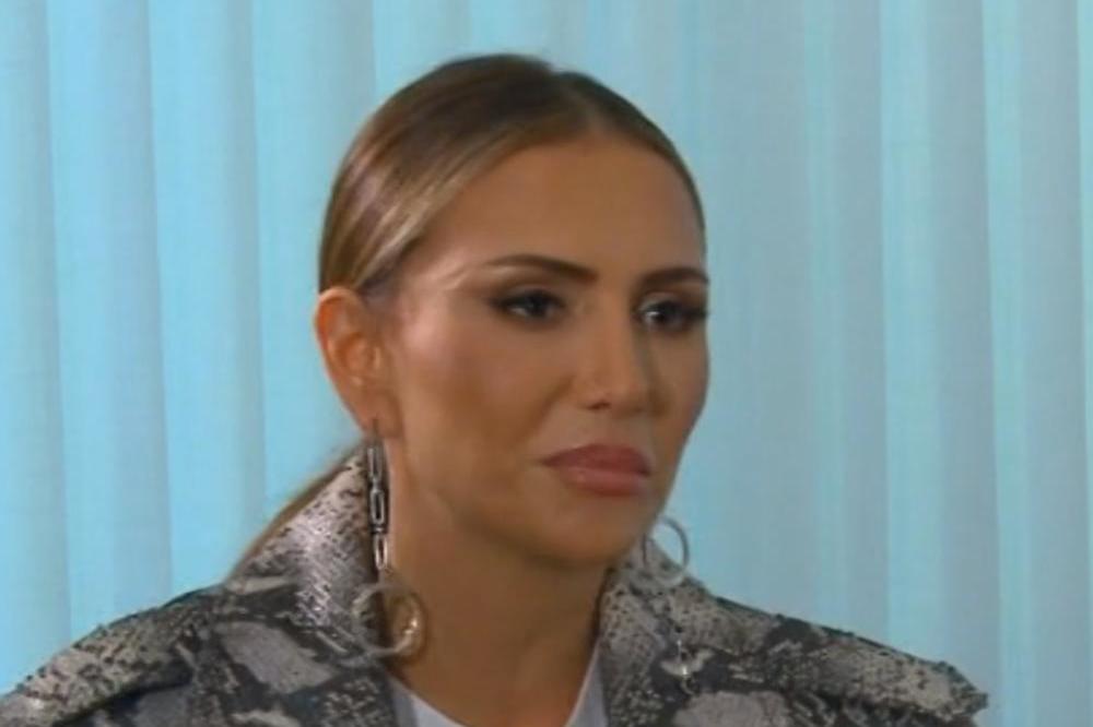 EVO KO SE SPAVA U KREVETU EMINE JAHOVIĆ! Nije se stidela, objavila i FOTKU!