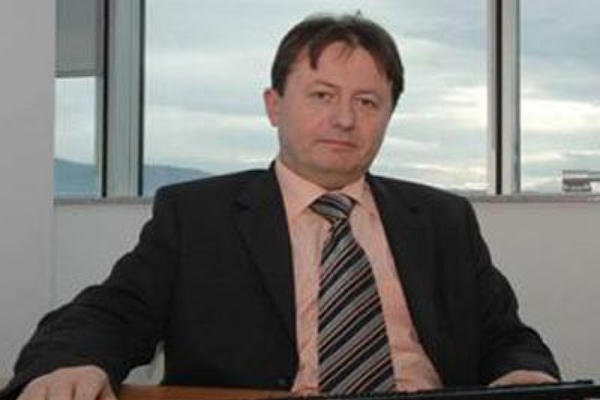 DUŠKO ŠNJEGOTA UMRO U BEOGRADU: Korona ubila velikog srpskog stručnjaka!