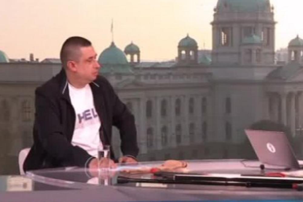 OVAJ BEOGRAĐANIN NI SAM NEMA NOVCA, ALI POMAŽE SRBIMA IZ NEMAČKE! Pogledajte samo koliko je HUMAN!