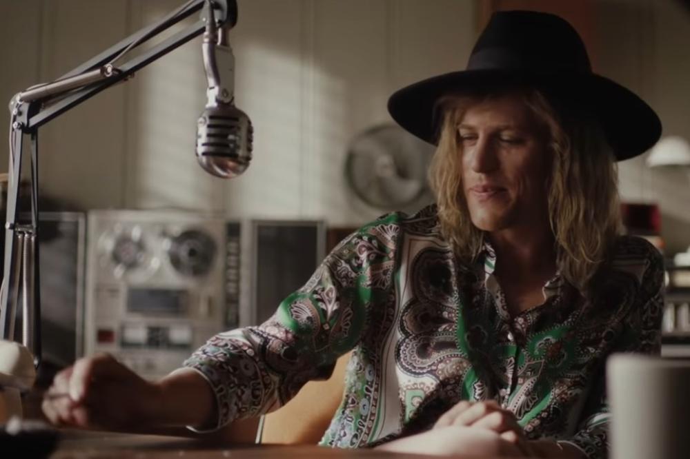 ZALJUBIO SE U NJU NA PRVI POGLED! POSLE NJEGOVE SMRTI, ona je rešila da se više NIKAD ne uda!