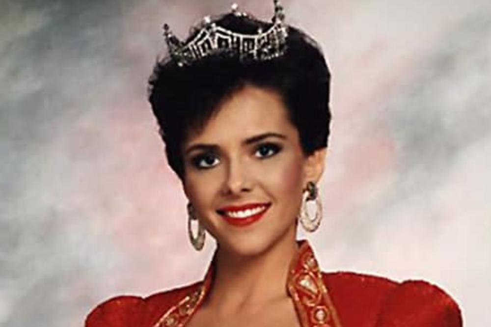 MIS AMERIKE PREMINULA NAKON POSLEDICA POVREDE GLAVE! Pala je u kuhinji, nije PREŽIVELA!