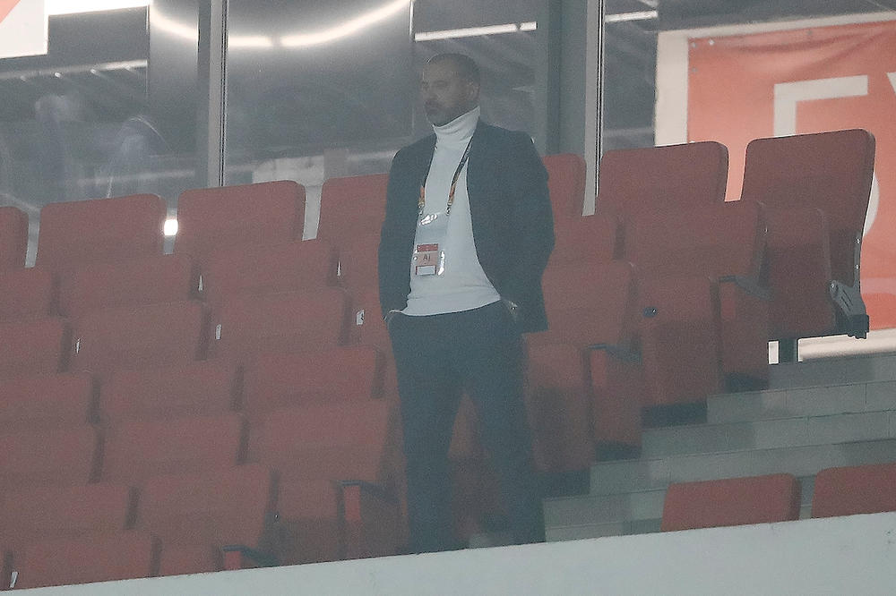 IZ LOŽE ILI UZ PICU I KOKA KOLU OD GAJBE: Iz UEFA stigao dopis o suspenziji Dejana Stankovića!