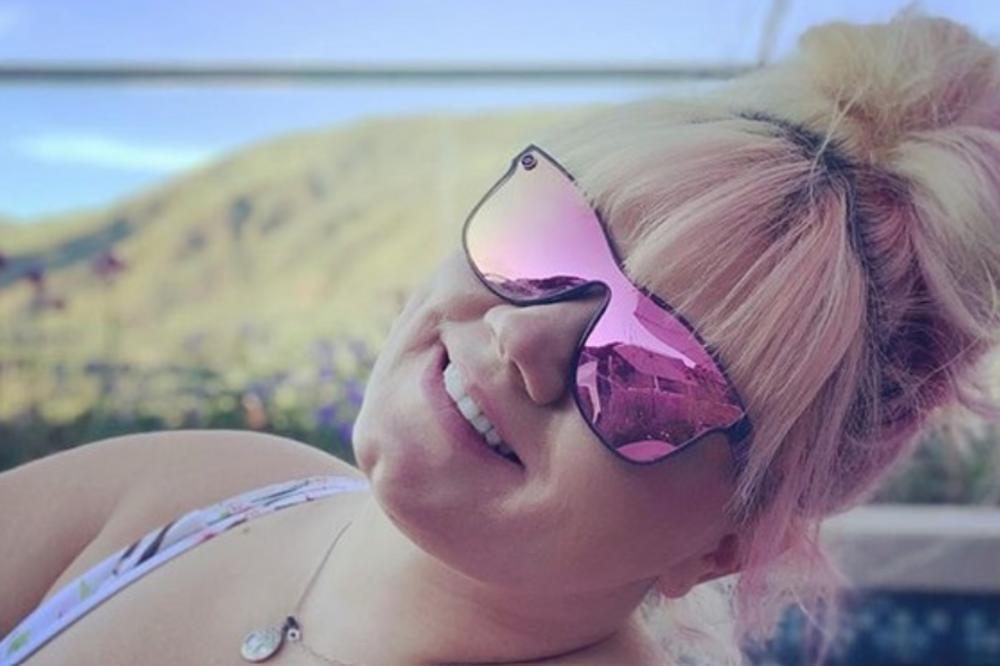 ZAMALO DA UMREM JER SAM ČESTO NOSILA TANGE! Ispovest devojke koja je osetila JAK BOL i završila u HITNOJ!