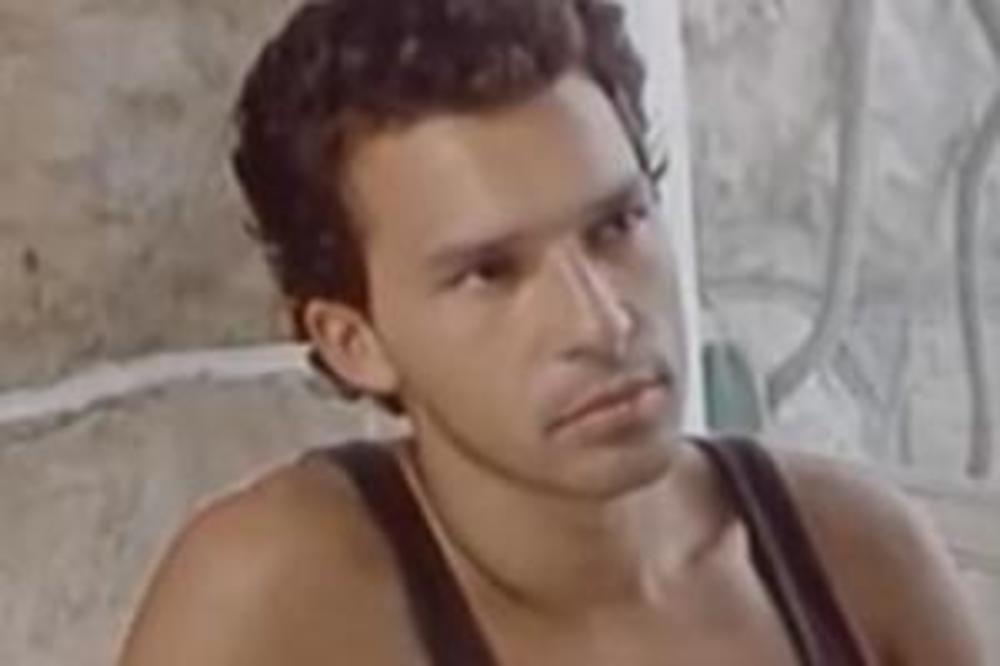 RIČARD GIR STARE JUGOSLAVIJE OŽENIO TITOVU UNUKU A SADA JEDVA KRPI KRAJ S KRAJEM: Radim da bih kupio bicikl