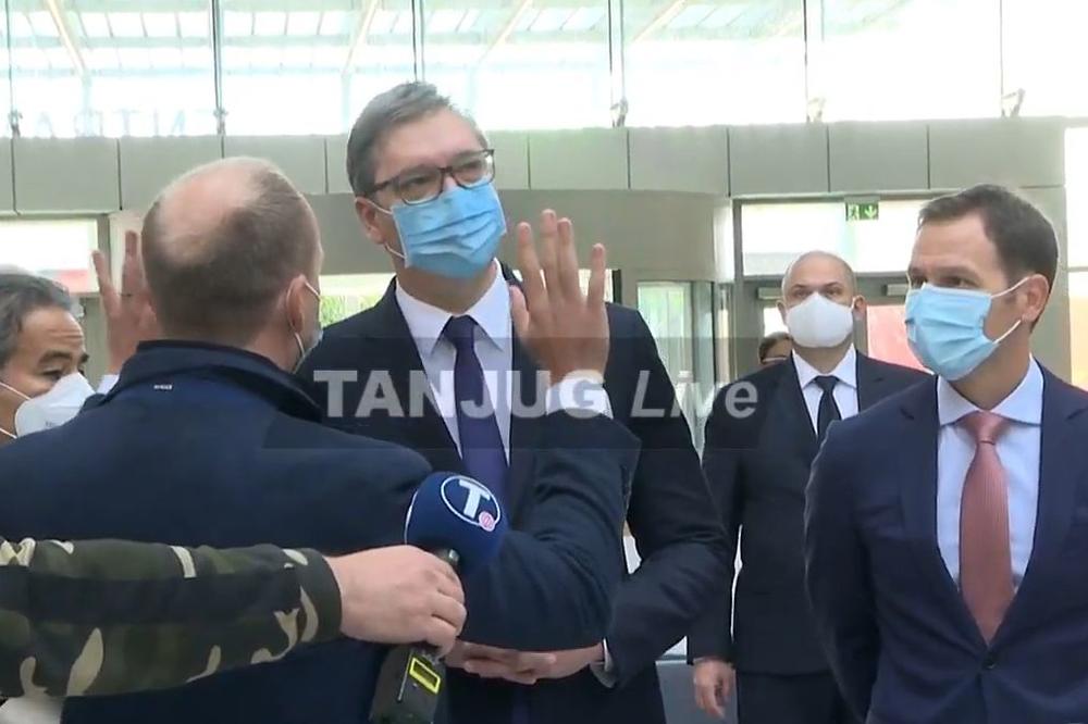 OKTOBAR ĆEMO ZAVRŠITI U SUFICITU, SAMO NAM JE KORONA PROBLEM: Vučić na otvaranju GALERIJE BEOGRAD!