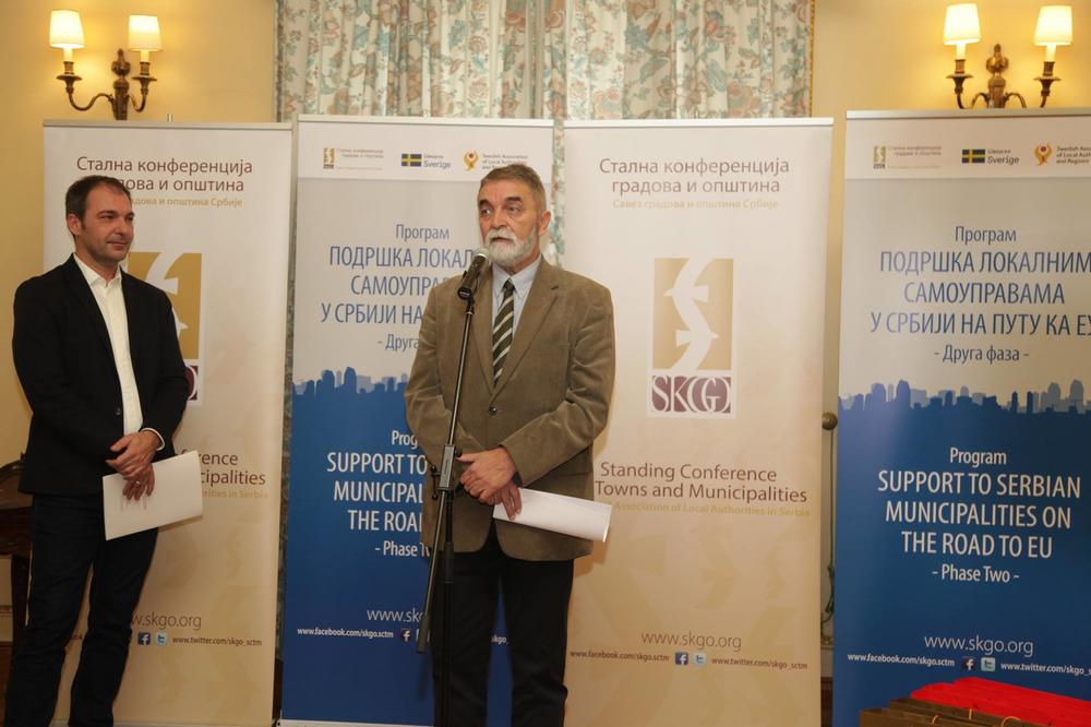 DA SE ZNA ŠTA JE ČIJE!