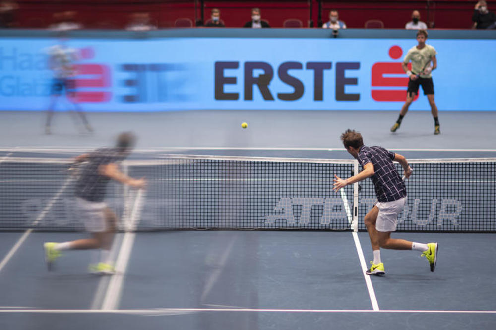 SENZACIJA U BEČU: Veliki favorit izgubio od 111. igrača sveta!