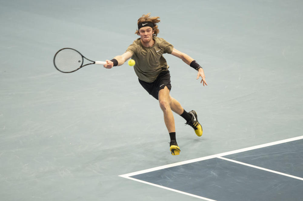 RUBLJOV OPRAVDAVA POTEZ MEDVEDEVA: "Mislim da su emocije bile tu, jer je bio frustriran što nije vratio lopticu"!