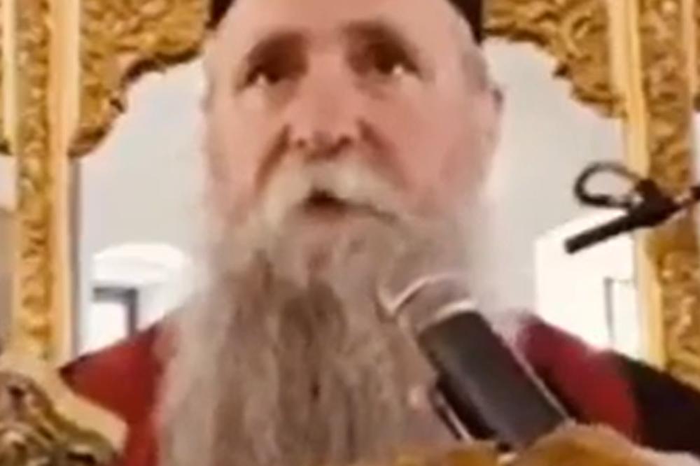 VLADIKA JOANIKIJE SLUŽIO POMEN AMFILOHIJU: Stojimo pred svetim čovekom koji se sjedinio sa Hristom! (VIDEO)