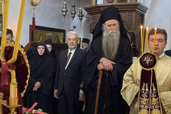 AMFILOHIJE OSTAVIO OPROŠTAJNO PISMO! Poznato je i KO ĆE GA OTVORITI