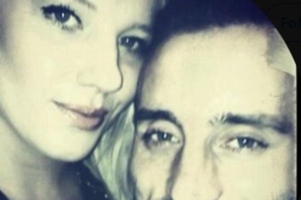 ŽENA REPREZENTATIVCA OKAČILA POTRESNU SLIKU SINA: Mnogi su izgubili živote, neka nam je bog u pomoći! (FOTO)