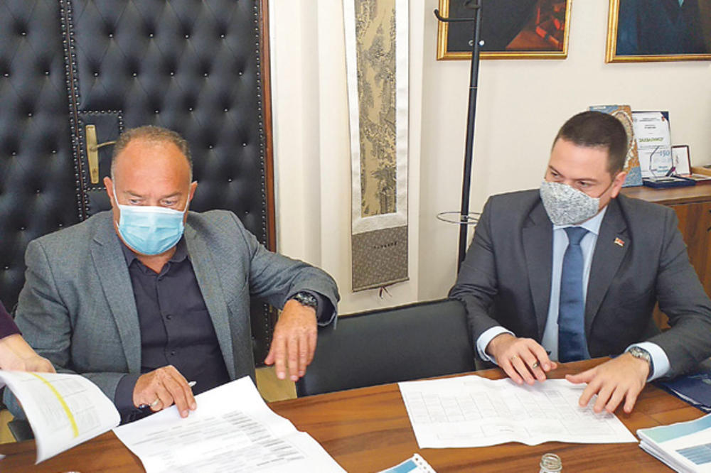 MINISTAR RUŽIĆ IMA PORUKU ZA RODITELJE ŠKOLARACA: Otkrio sve o prelasku na ONLAJN NASTAVU!