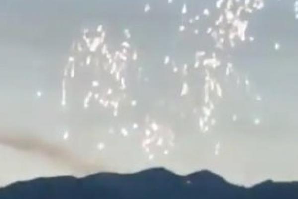 AZERBEJDŽANSKO ORUŽJE TOPI KOSTI I MESO, LJUDI SU SE ZGRANULU KADA SU VIDELI! Snimak gledajte na svoju odgovornost