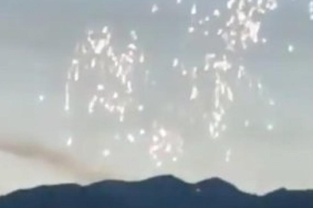 AZERBEJDŽANSKO ORUŽJE TOPI KOSTI I MESO, LJUDI SU SE ZGRANULU KADA SU VIDELI! Snimak gledajte na svoju odgovornost