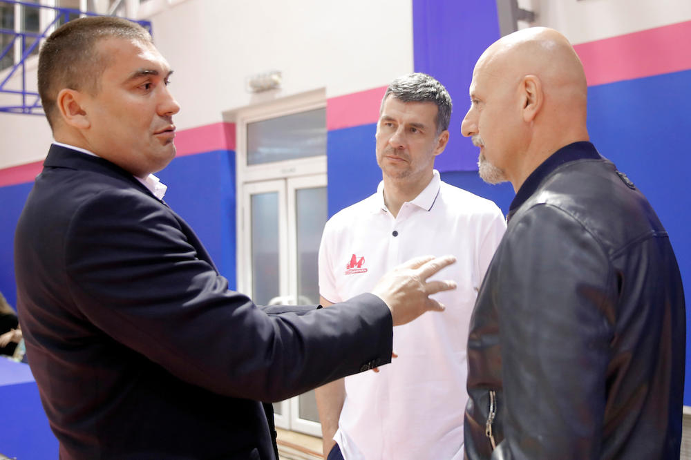 CRNO-BELI NA NOGAMA! NI FILIPOVSKI, NI DŽIKIĆ: Rešenje Partizana je veliki ljubimac Grobara!