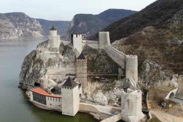 4 OSOBE IZGUBILE SU SE U ĐERDAPSKOJ KLISURI: Ekipa GSS hitno izašla na teren