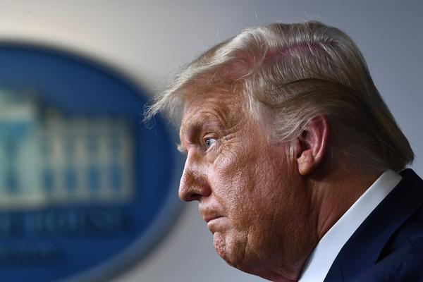 SMENITE TRAMPA, BOLESTAN JE! 130 članova Kongresa traži hitnu akciju