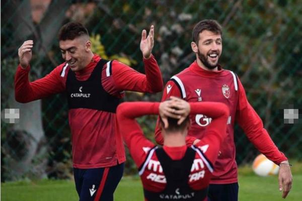 PAVKOV PREZADOVOLJAN I GOLOM I REZULTATOM: Pogodak posvećujem porodici i nadam se da će ih biti još!